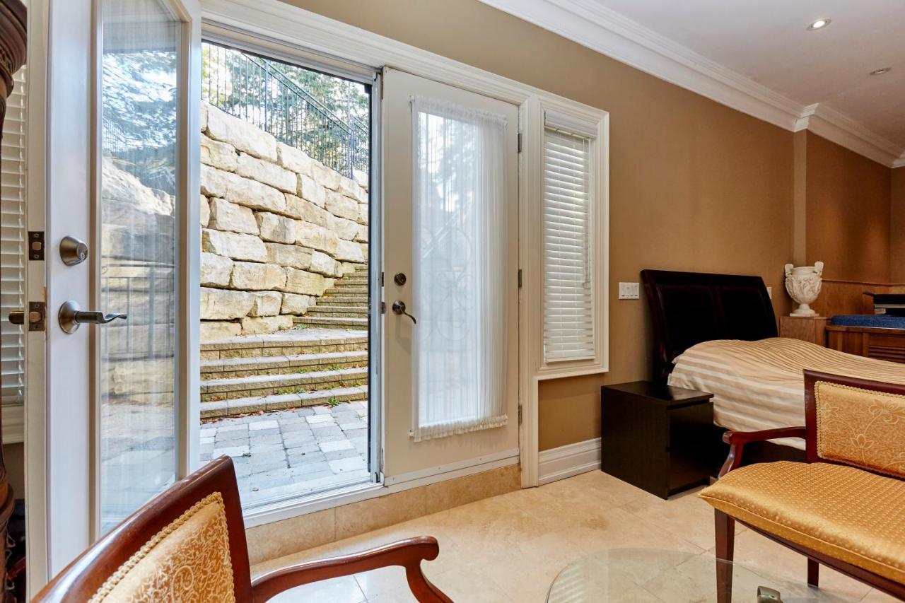 Elegant Apartment With Sauna Toronto Esterno foto